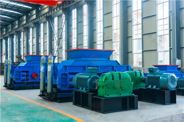 時產(chǎn)200噸的重晶石制砂機(jī)結(jié)構(gòu)優(yōu)勢